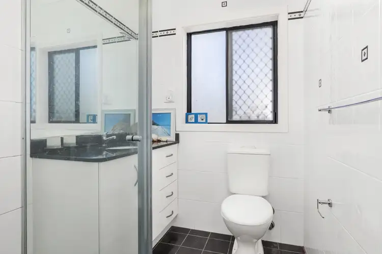 Sixth view of Homely unit listing, 4/8 Armstrong Street, West Wollongong NSW 2500