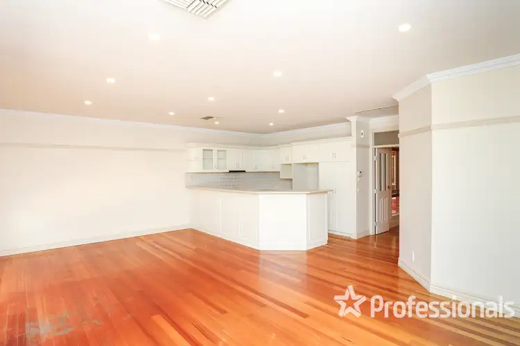 Sixth view of Homely townhouse listing, 37 Walnut Avenue, Mildura VIC 3500
