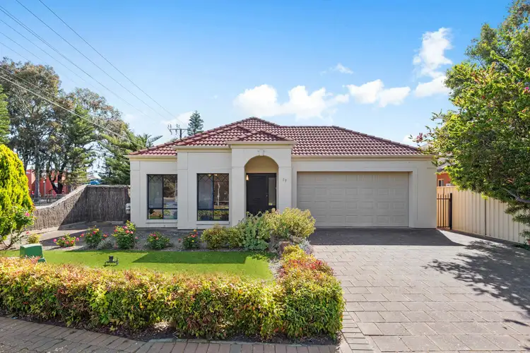 17 Kentdale Street, Grange SA 5022