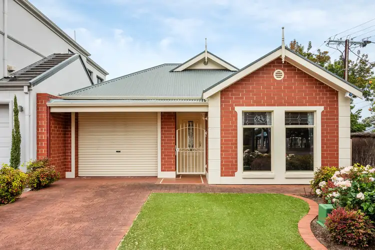 2 Carey Close, Glenelg North SA 5045