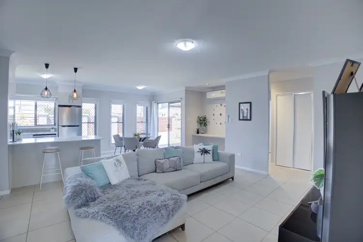 Seventh view of Homely townhouse listing, 2/541 South Street, Glenvale QLD 4350