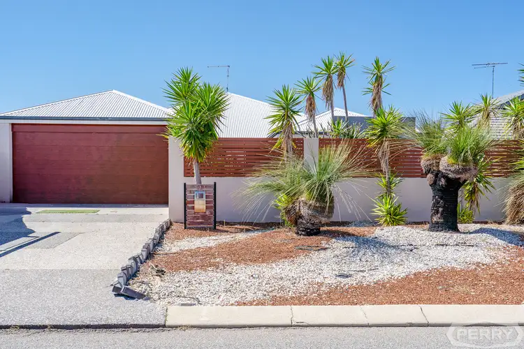 273 Peelwood Parade, Halls Head WA 6210