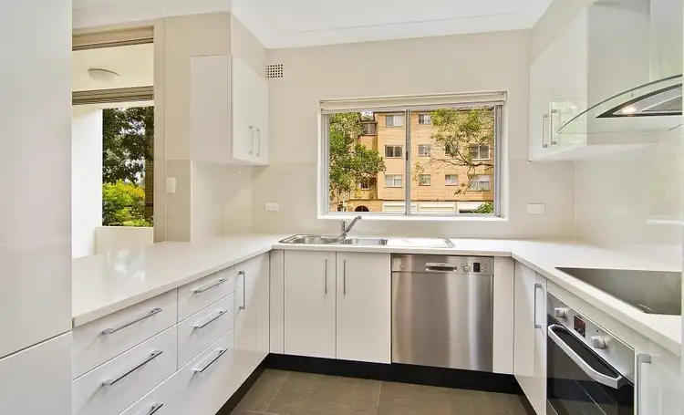 Third view of Homely apartment listing, 2/8 Gillies Street, Wollstonecraft NSW 2065