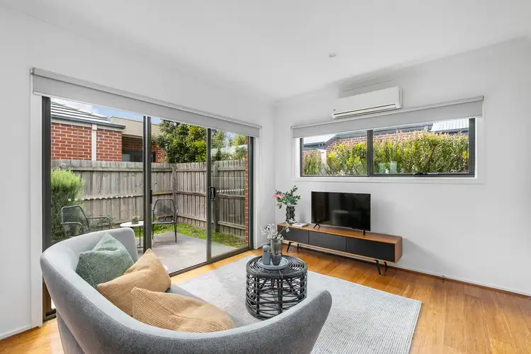 2/152 Hilma Street, Sunshine West VIC 3020