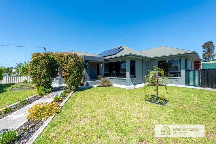 13 Johnson Street, Horsham VIC 3400