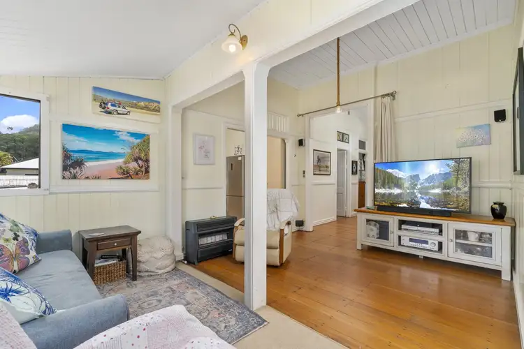 Fifth view of Homely house listing, 2 Hibiscus Avenue, Beerburrum QLD 4517
