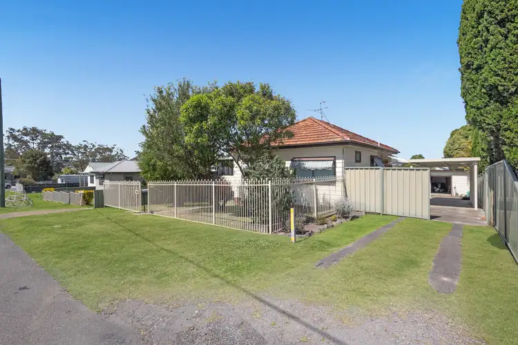 8 Lindley Street, Edgeworth NSW 2285