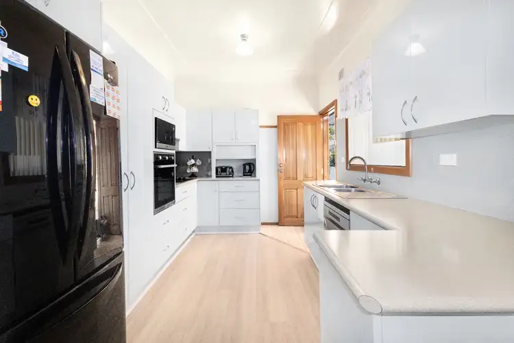 Sixth view of Homely house listing, 8 Lindley Street, Edgeworth NSW 2285