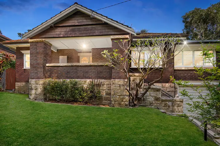 15 Hazelbank Road