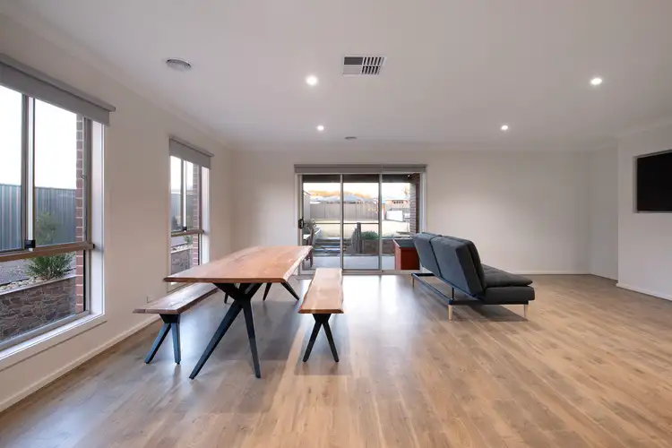 Fifth view of Homely house listing, 2 Sheoak Court, Campbells Creek VIC 3451