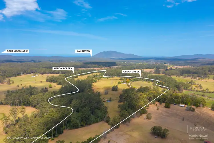 142 Old School Road, Herons Creek NSW 2439