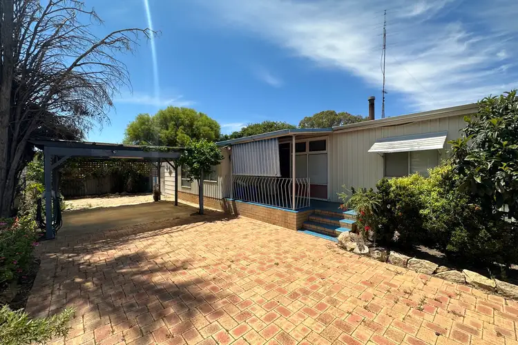 11 & 15 Bland Street, York WA 6302