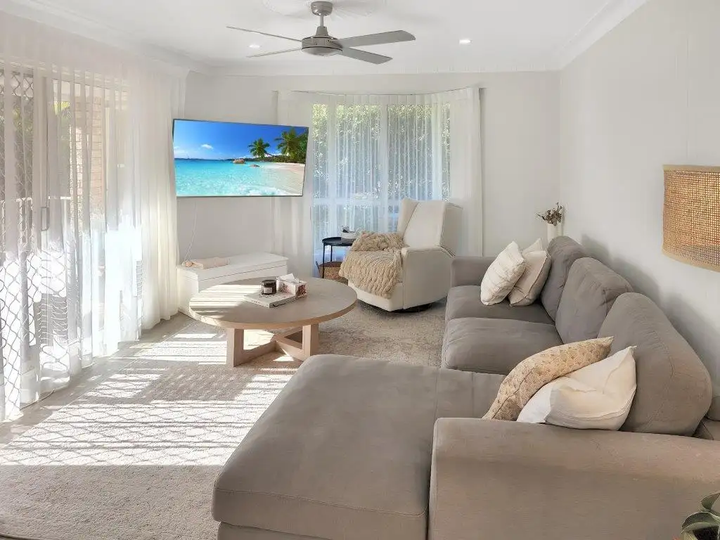 Main view of Homely semi-detached listing, 1/204 Darlington Drive, Banora Point NSW 2486
