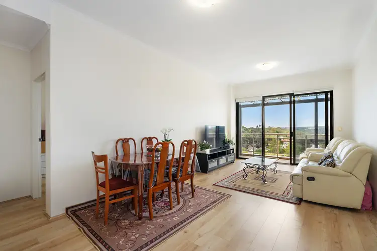 152/121-133 Pacific Highway, Hornsby NSW 2077