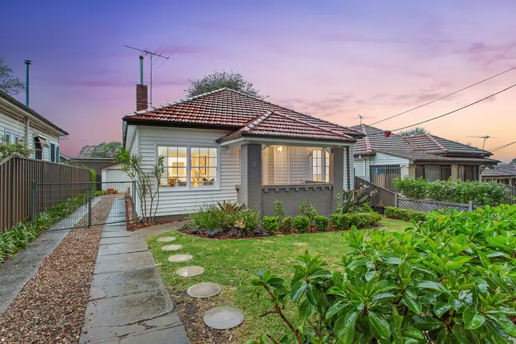 5 Trafalgar Street, Peakhurst NSW 2210