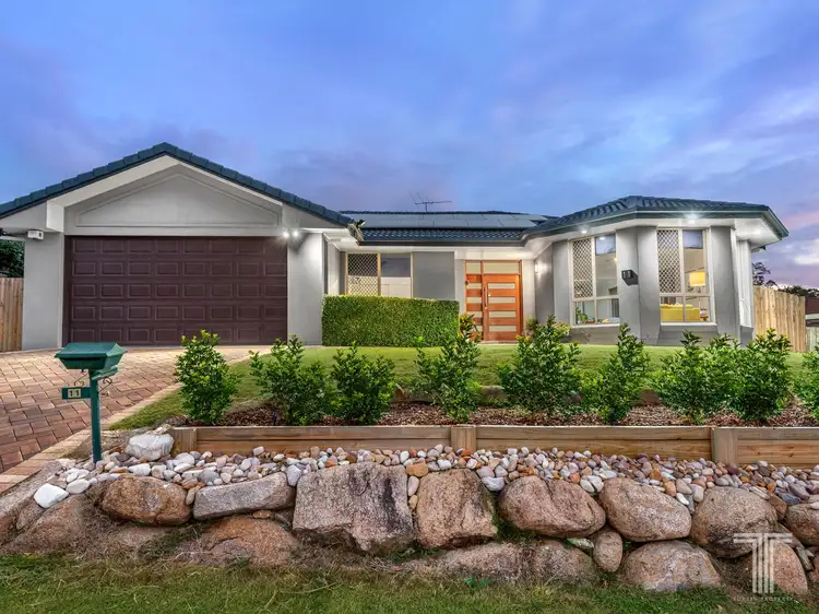11 Oakley Street, Carindale QLD 4152