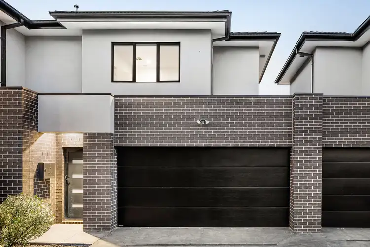 Main view of Homely townhouse listing, 2/10 Kathleen Court, Bundoora VIC 3083