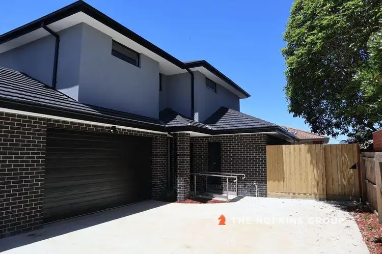 8 Atlantic Street, Clayton VIC 3168