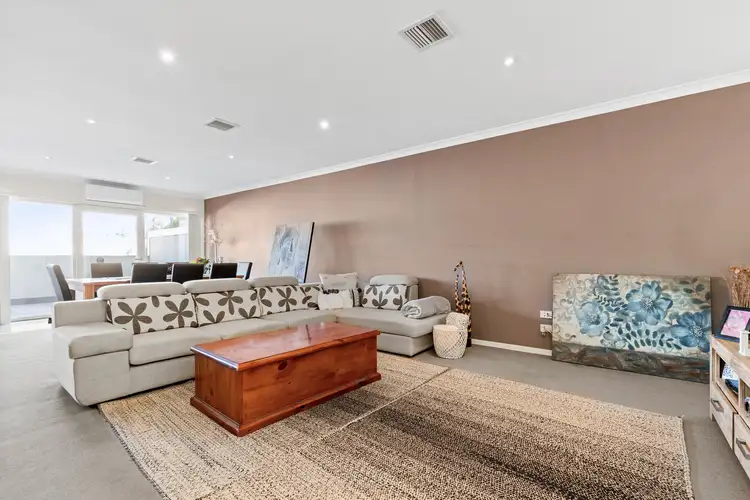 Main view of Homely unit listing, 11/3 Gourlay Road, Hillside VIC 3037