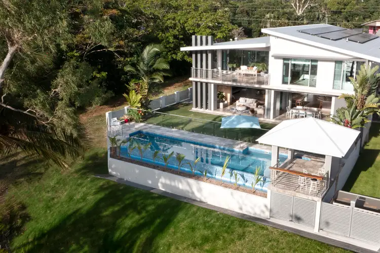 72 Reid Road, Mission Beach QLD 4852