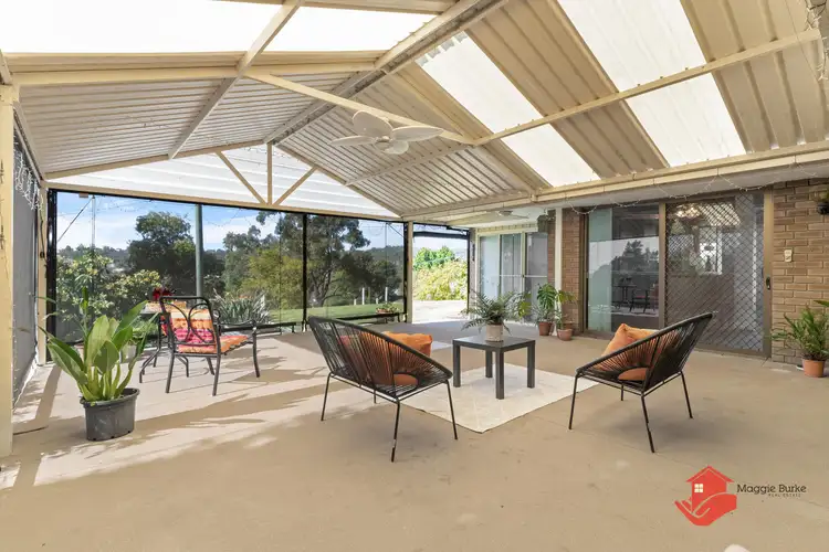 11 Carrick Road, Mount Richon WA 6112