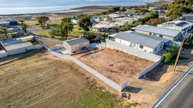 117A Fisherman Bay Road, Port Broughton SA 5522