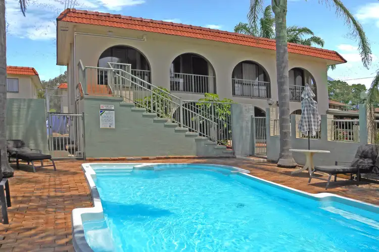 7/54 Beach Road
