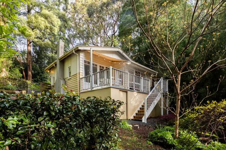 42 Range Road, Olinda VIC 3788