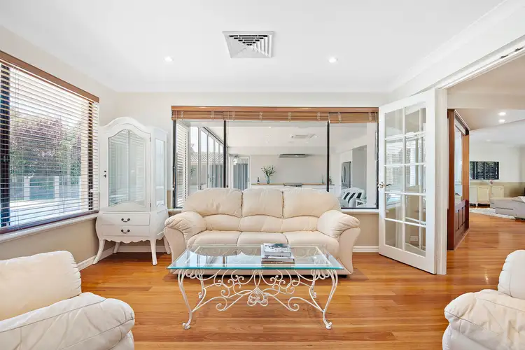 Fifth view of Homely house listing, 10 Finch Court, Kingsley WA 6026