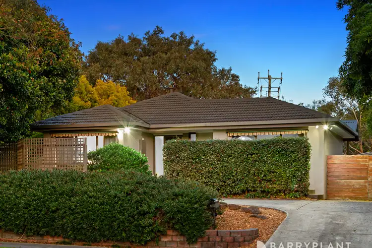 17 Alderford Drive, Wantirna VIC 3152