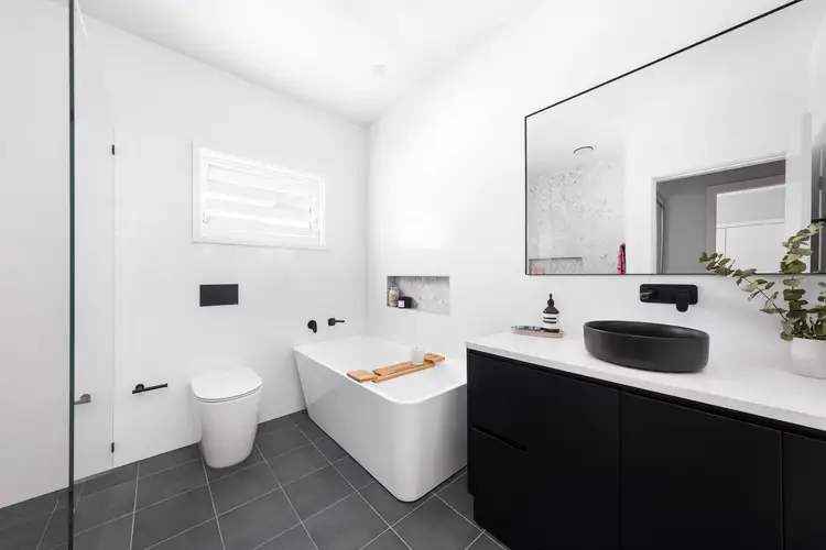 Sixth view of Homely house listing, 10 Claudare Street, Collaroy Plateau NSW 2097