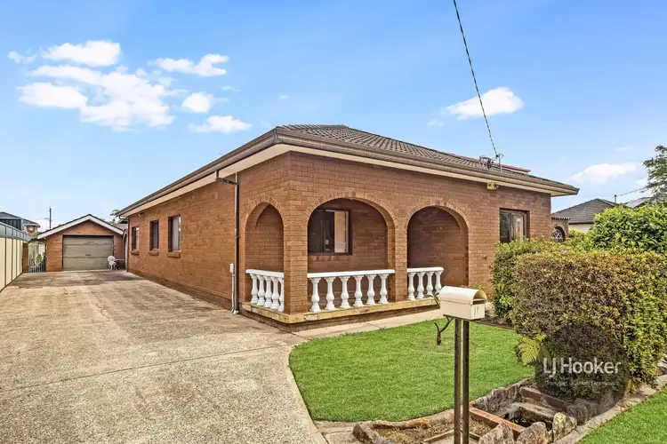 14 Mons Street, Granville NSW 2142