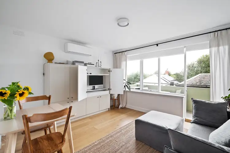 Second view of Homely apartment listing, 5/124a Barkers Road, Hawthorn VIC 3122