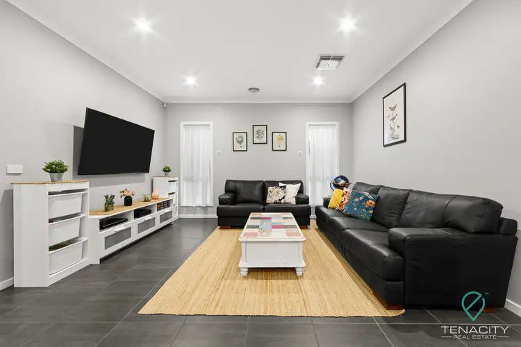 Fifth view of Homely house listing, 9 Wanneroo Circuit, Harkness VIC 3337