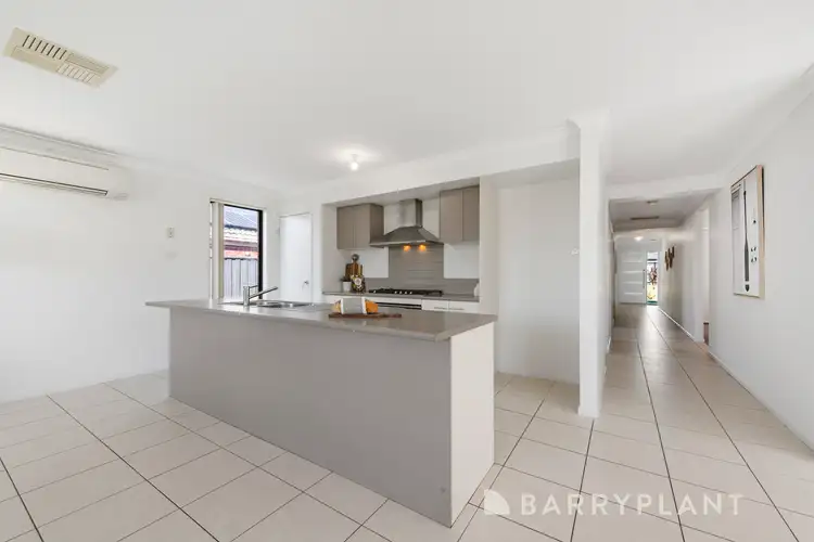 Fifth view of Homely house listing, 15 Shaheen Court, Harkness VIC 3337