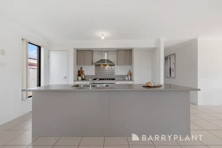 Sixth view of Homely house listing, 15 Shaheen Court, Harkness VIC 3337