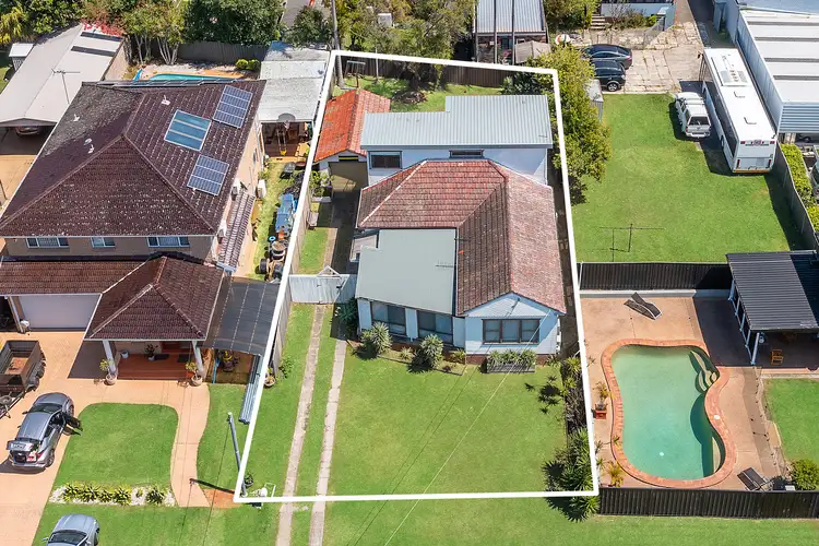 1 Tedman Parade, Sylvania NSW 2224