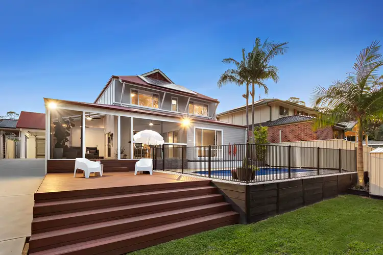 31 Prestwick Street, Fletcher NSW 2287