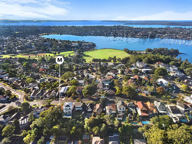 9 Gnarbo Avenue, Carss Park NSW 2221