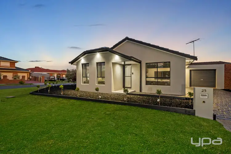 Second view of Homely house listing, 25 Saratoga Crescent, Keilor Downs VIC 3038