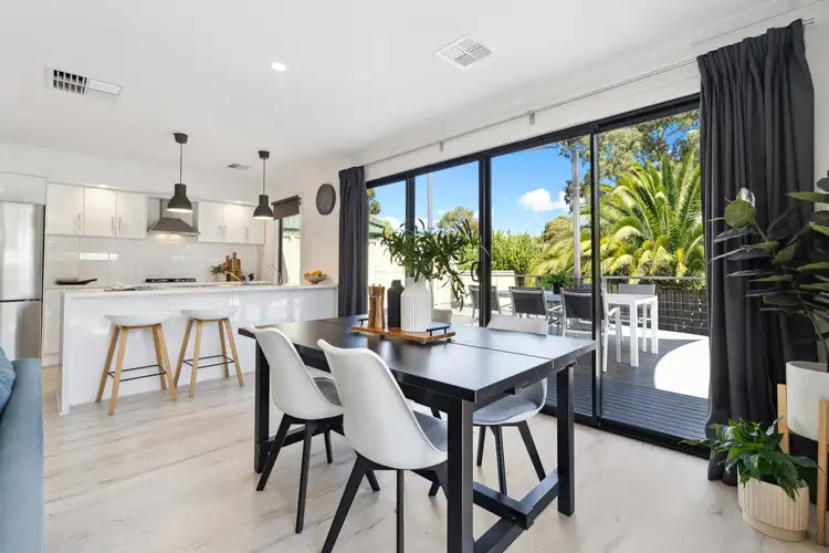16 Blinkbrae Avenue, Happy Valley SA 5159