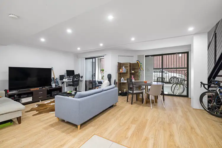 Main view of Homely apartment listing, 16/1-35 Pine Street, Chippendale NSW 2008