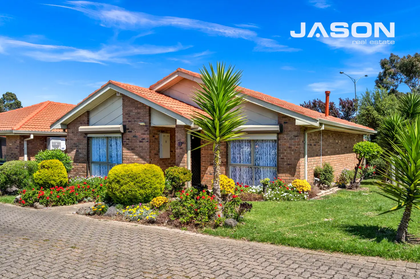 Main view of Homely unit listing, 1/112a Mickleham Road, Tullamarine VIC 3043