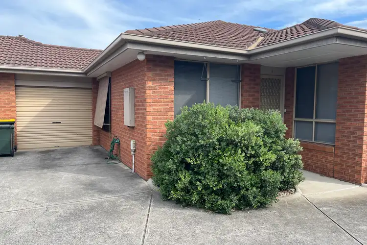 Main view of Homely unit listing, 2/6 Warwick Place, Tullamarine VIC 3043