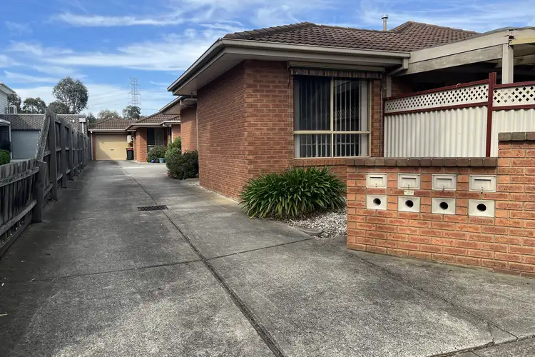 Second view of Homely unit listing, 2/6 Warwick Place, Tullamarine VIC 3043