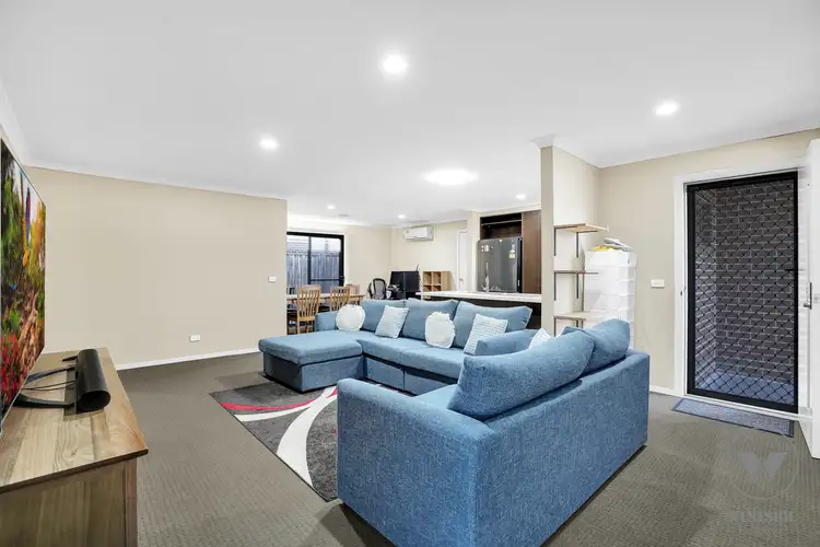 Fifth view of Homely house listing, 2 Evadene Drive, Tarneit VIC 3029