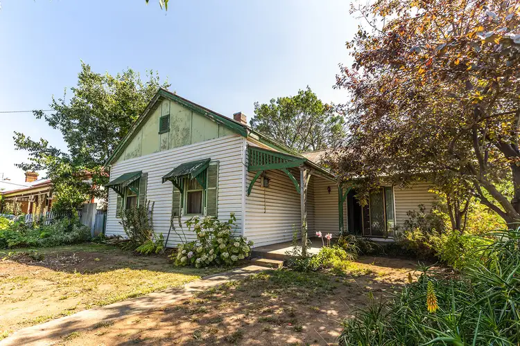11 Temora Street, Cootamundra NSW 2590
