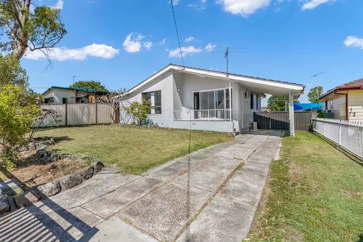 16 Gostwych Avenue, Woodberry NSW 2322