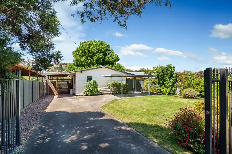 143a MacKenzie Street West, Golden Square VIC 3555