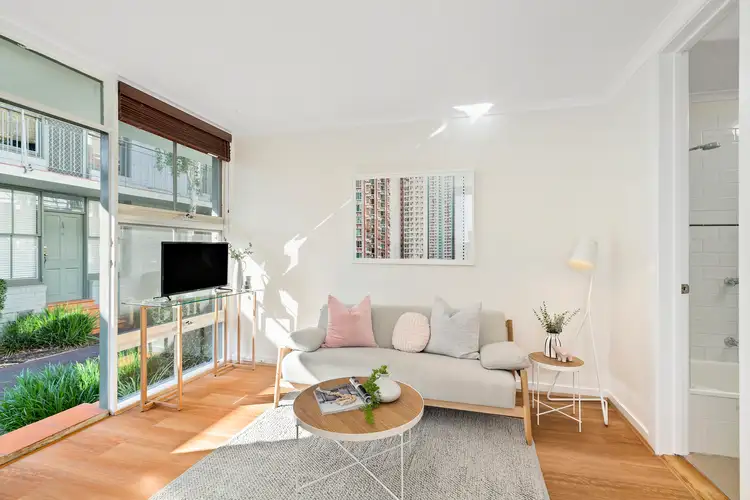 1/37 Vale Street, St Kilda VIC 3182